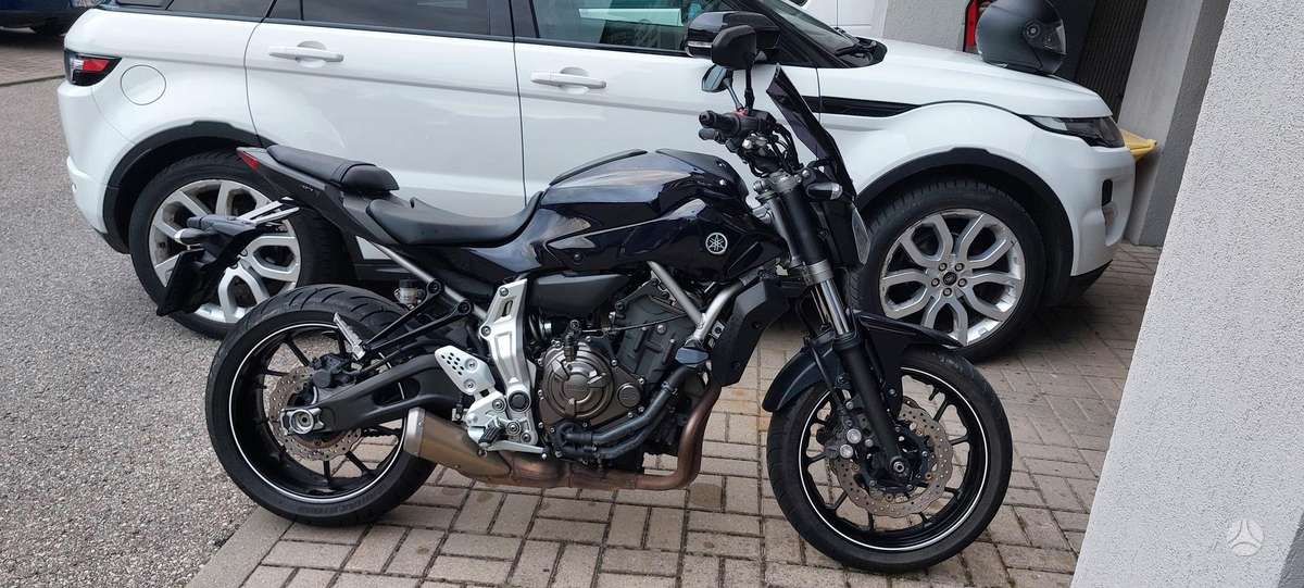 Yamaha MT 07 689cc, street / classic