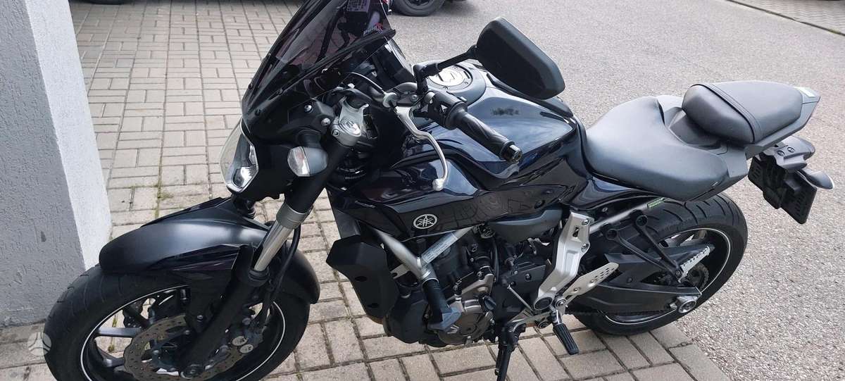 Yamaha MT 07 689cc, street / classic