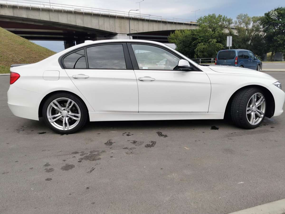BMW 328, 2.0 l., Седан
