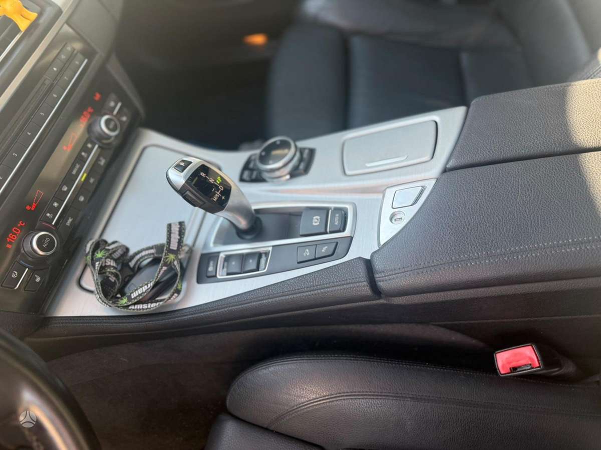 BMW 520, 2.0 l., universalas