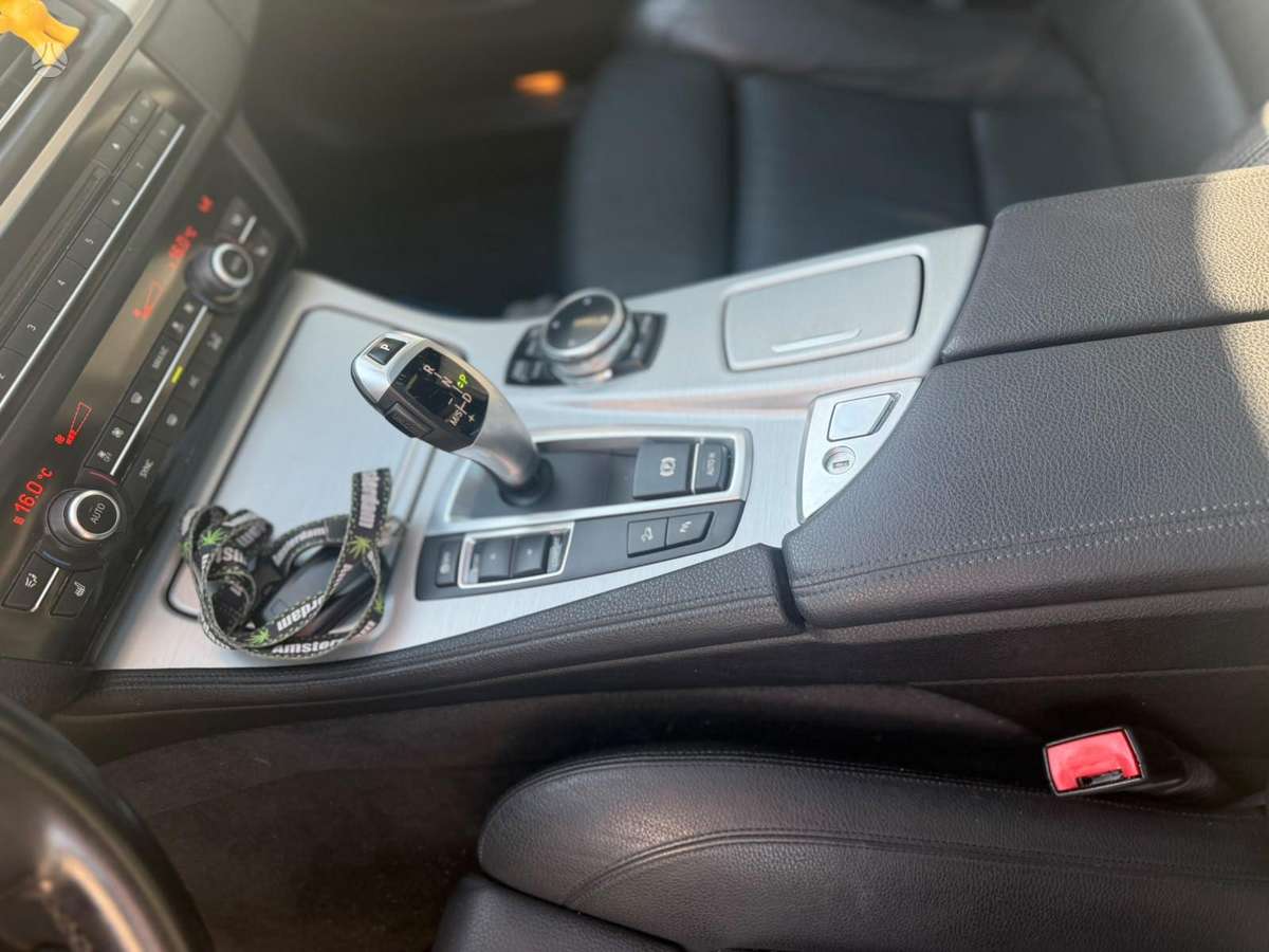 BMW 520, 2.0 l., wagon
