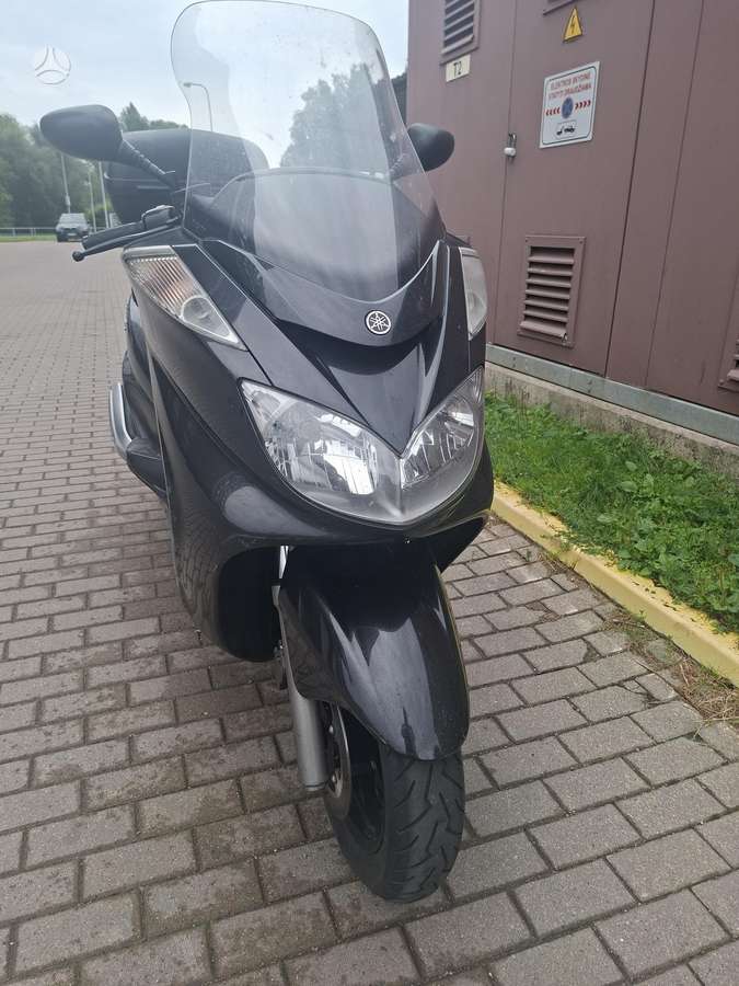 Yamaha Majesty 400cc, scooters / mopeds