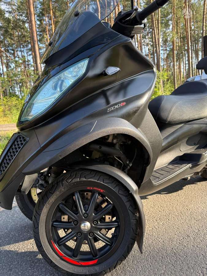 Piaggio MP3 500cc, trikes