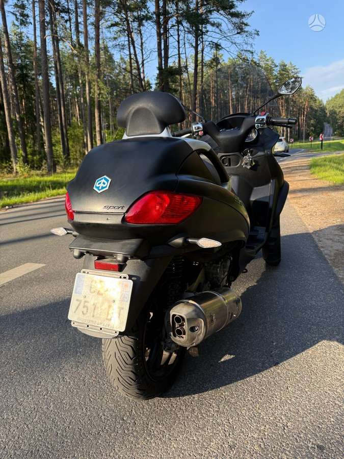 Piaggio MP3 500cc, трициклы