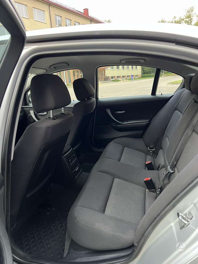 BMW 320, 2.0 l., Седан