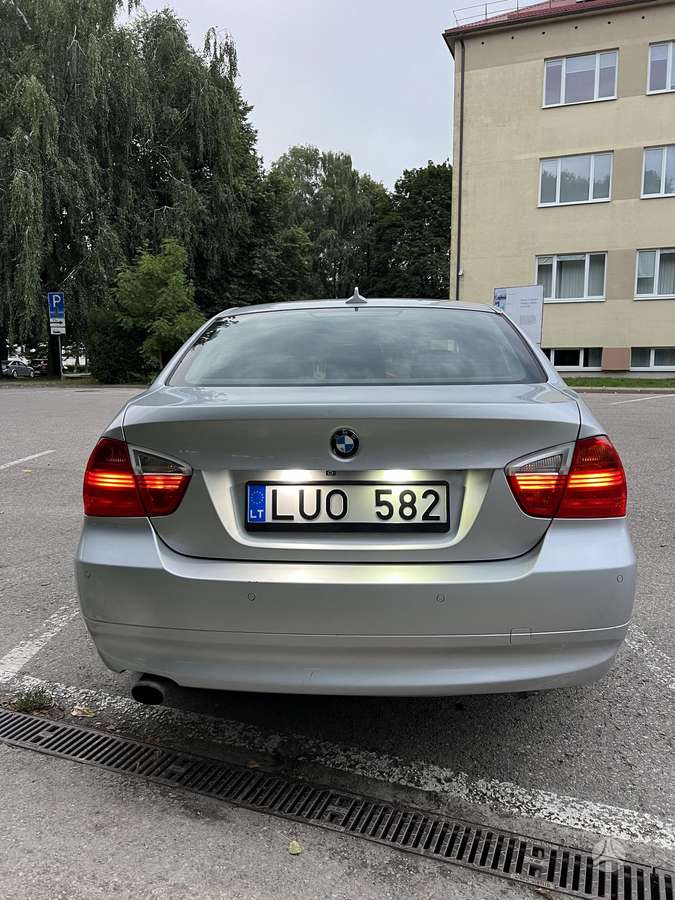 BMW 320, 2.0 l., Седан