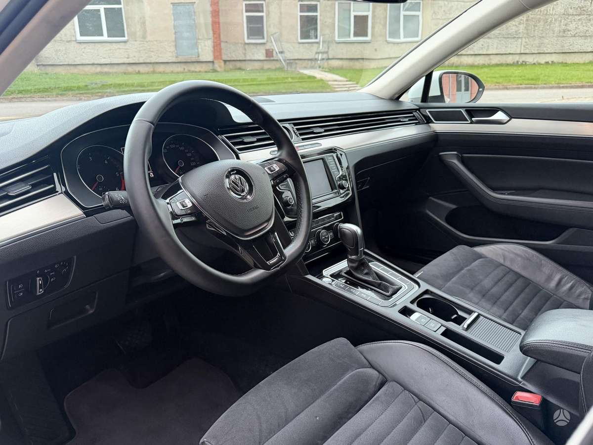 Volkswagen Passat, 2.0 l., Универсал