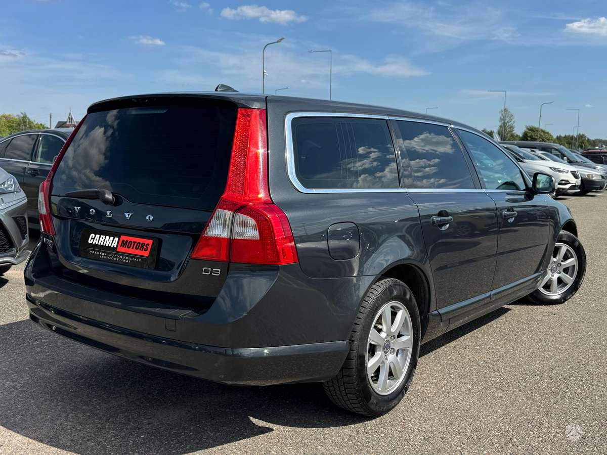 Volvo V70, 2.0 l., Универсал