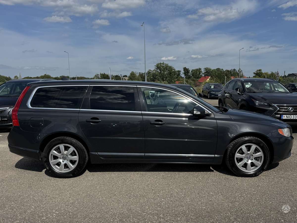 Volvo V70, 2.0 l., Универсал