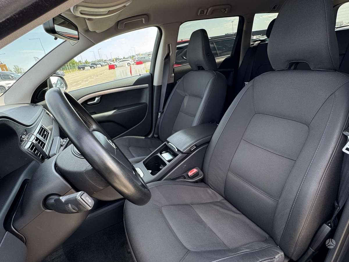 Volvo V70, 2.0 l., Универсал