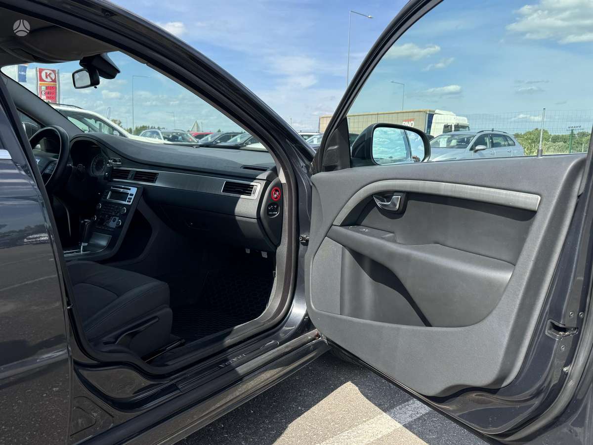 Volvo V70, 2.0 l., Универсал