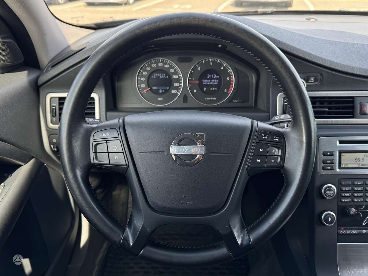 Volvo V70, 2.0 l., Универсал