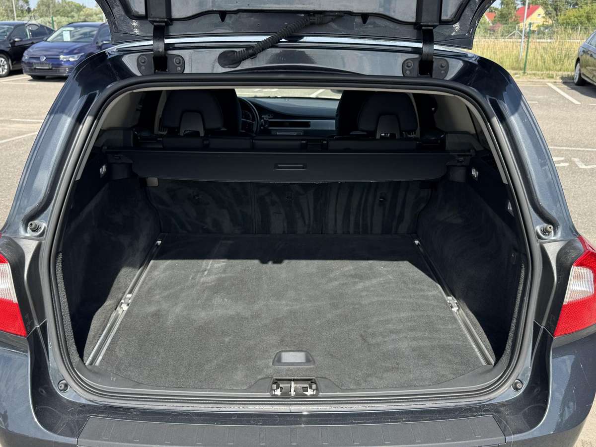 Volvo V70, 2.0 l., Универсал