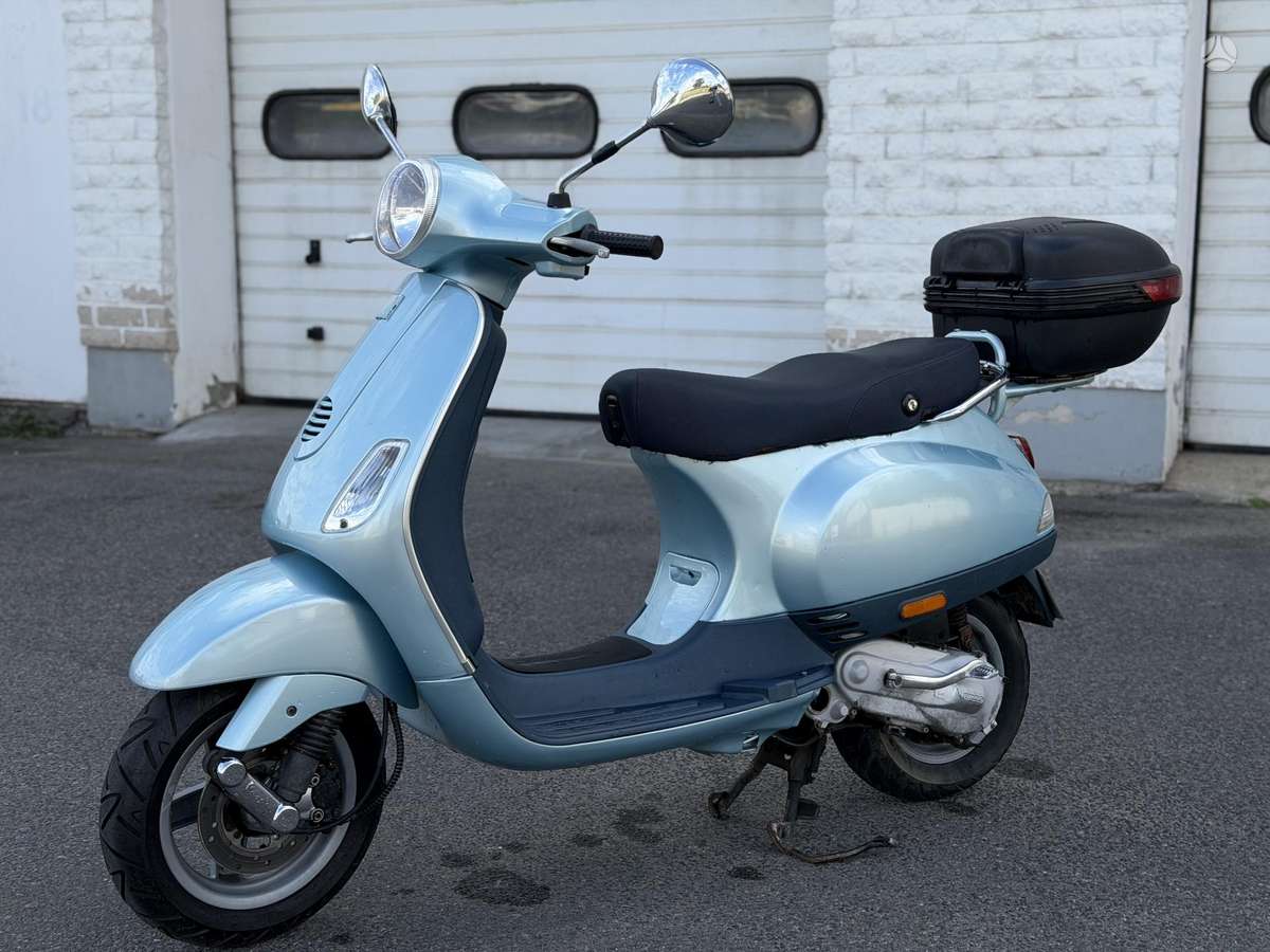 Piaggio Vespa 50cc, scooters / mopeds