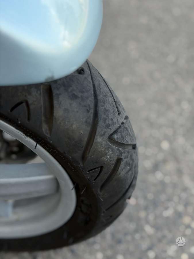 Piaggio Vespa 50cc, scooters / mopeds