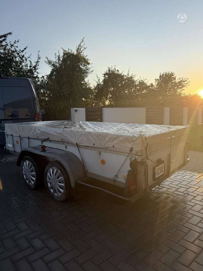 -Kita-, passenger car trailers
