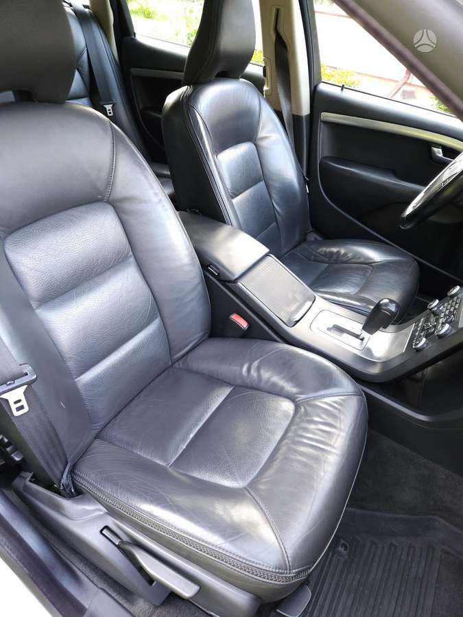 Volvo XC70, 2.4 l., Универсал