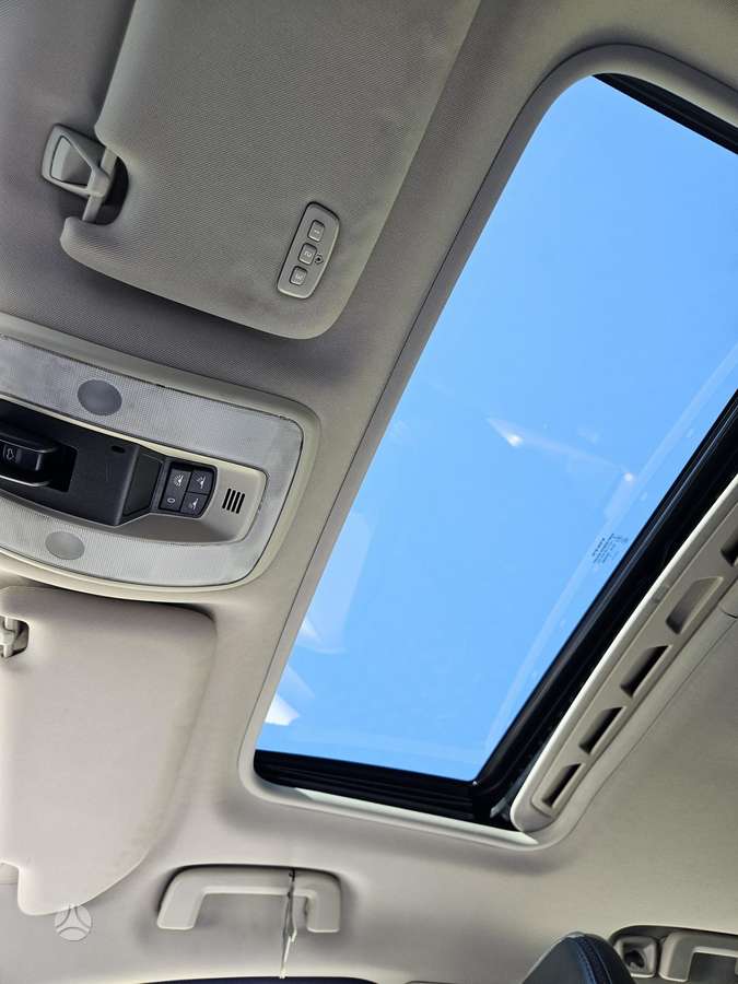 Volvo XC70, 2.4 l., Универсал