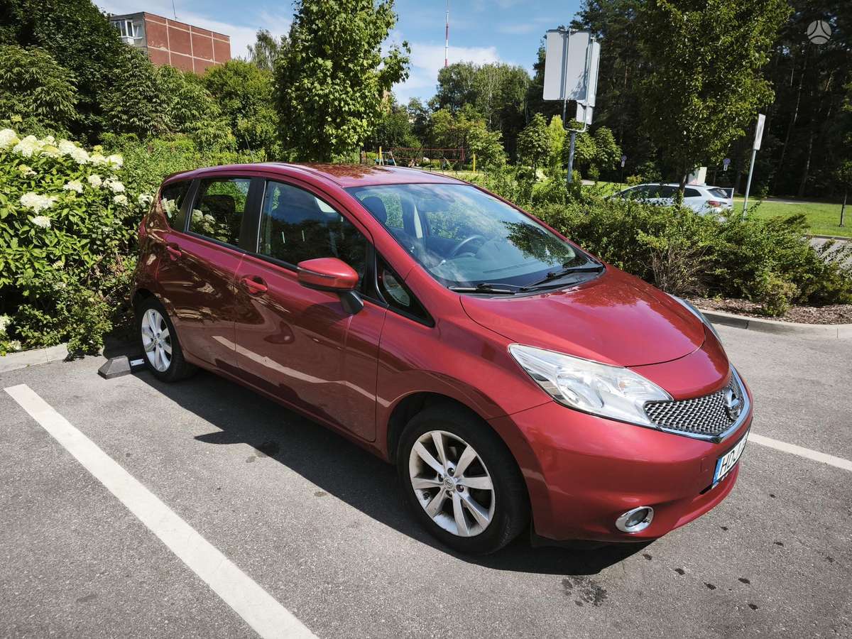 Nissan Note, 1.2 l., hatchback