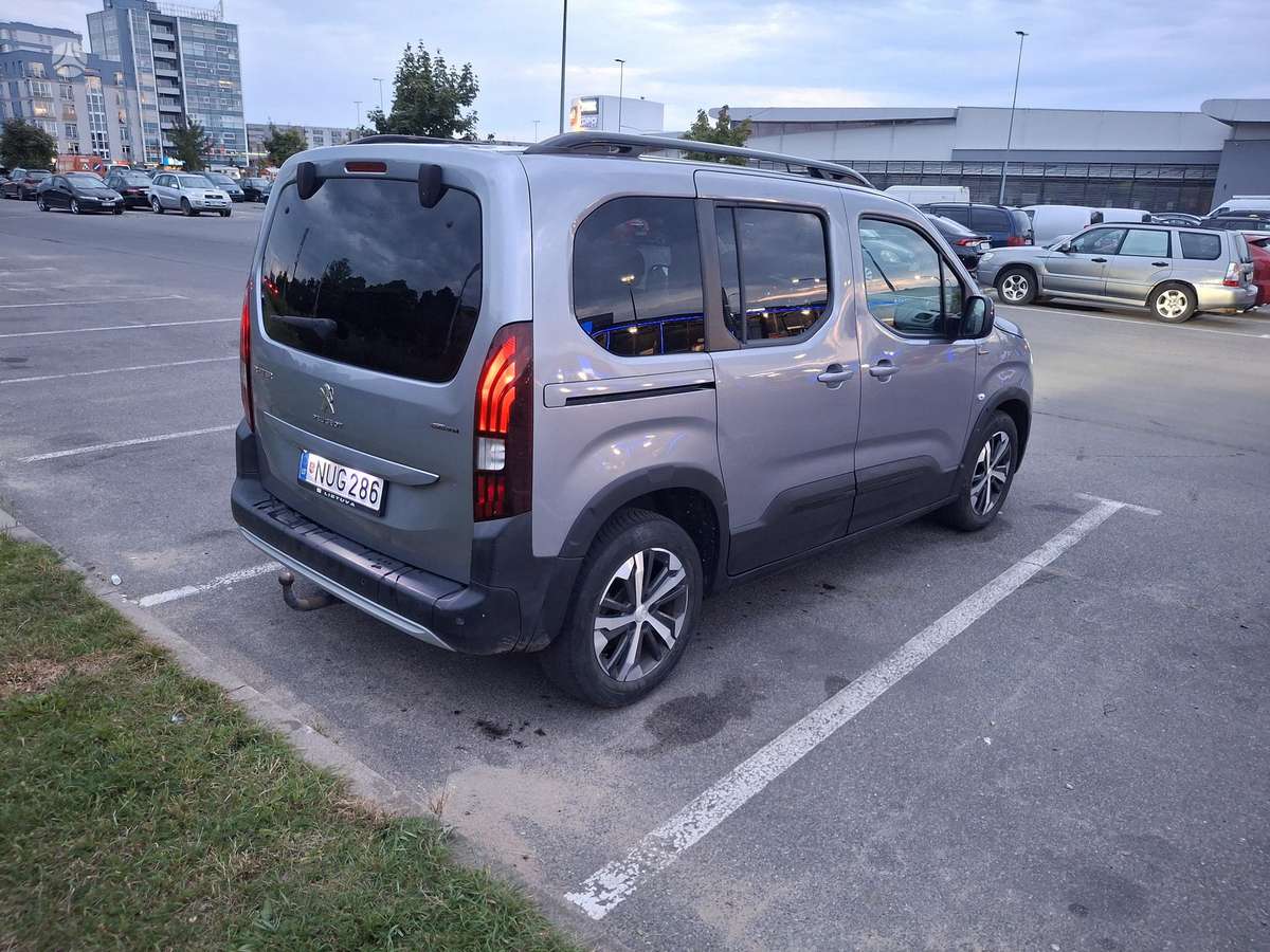Peugeot Rifter - 3