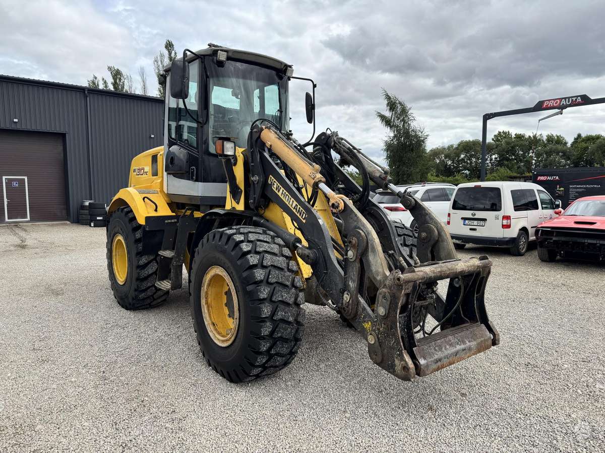 New Holland W131, frontal loader