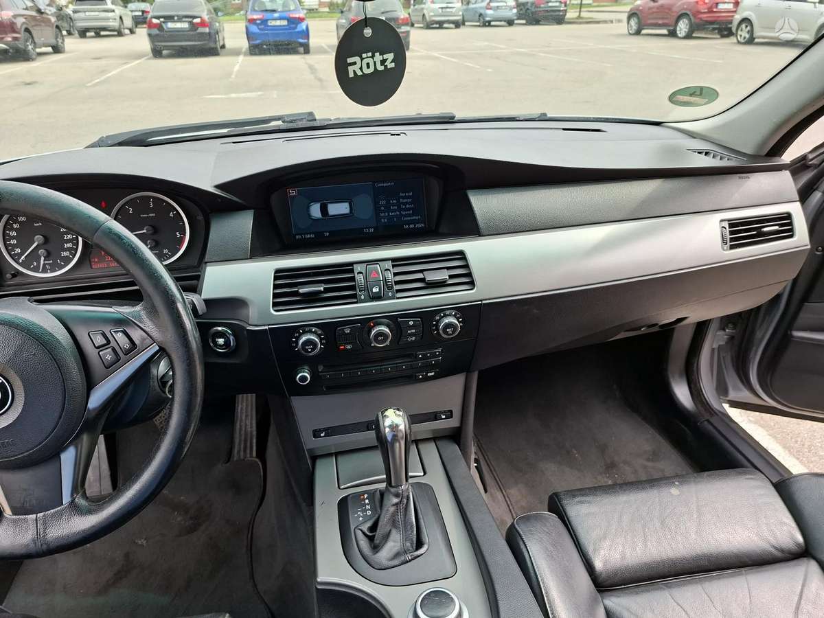 BMW 525, 2.5 l., Универсал