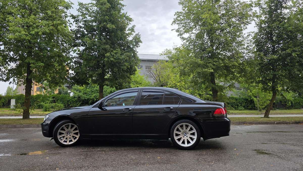 BMW 730, 3.0 l., Седан