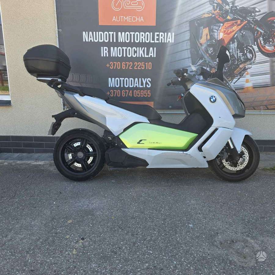 BMW CE 04, scooters / mopeds