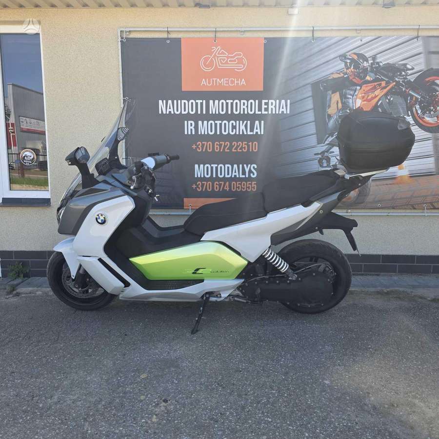 BMW CE 04, scooters / mopeds