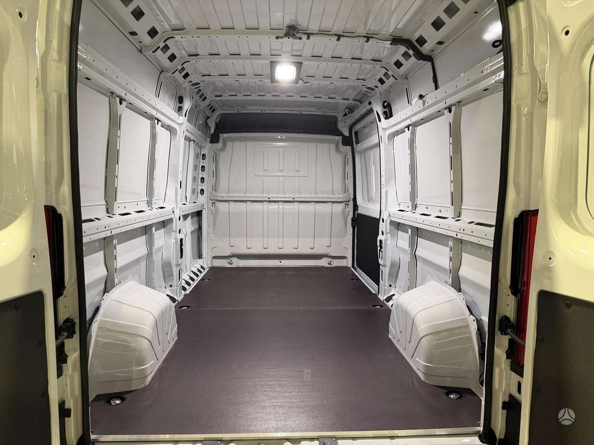 Toyota Proace Max - 12