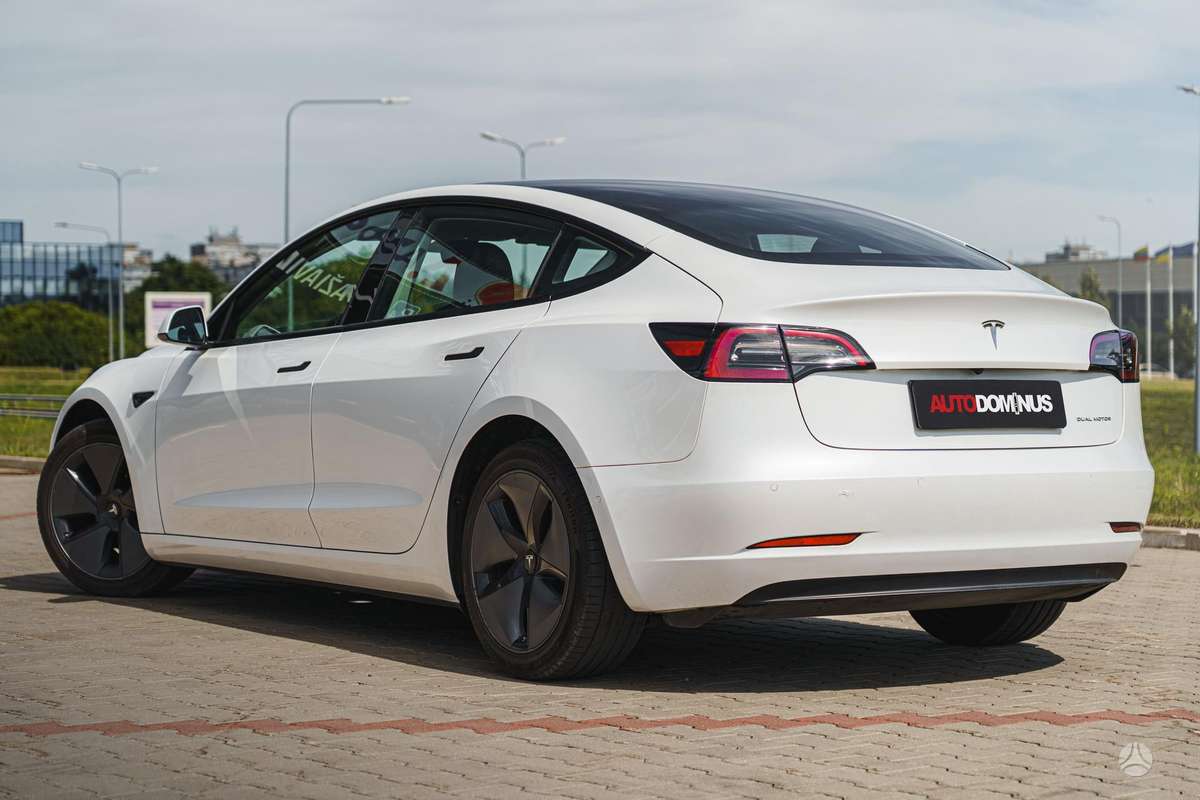 Tesla Model 3, 82 кВт·ч, Седан