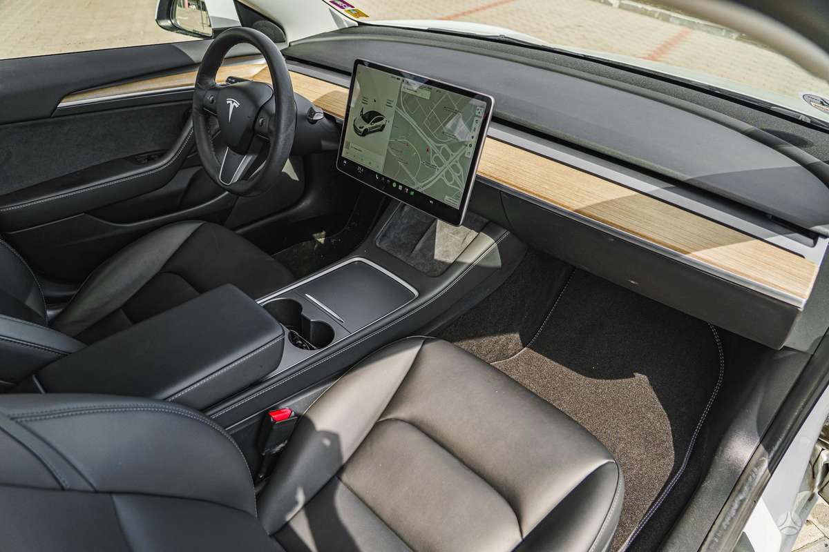 Tesla Model 3, 82 kWh, sedanas