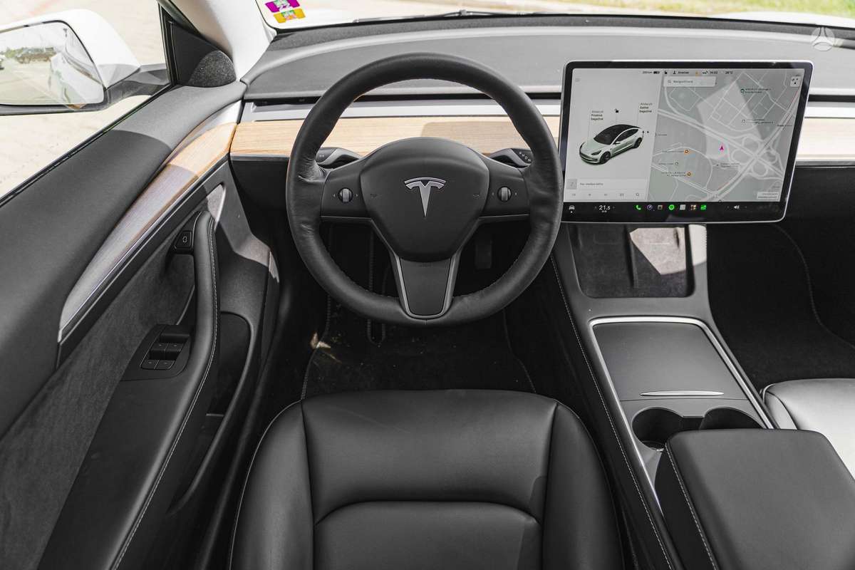 Tesla Model 3, 82 кВт·ч, Седан