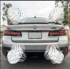 BMW 5 serija dalimis