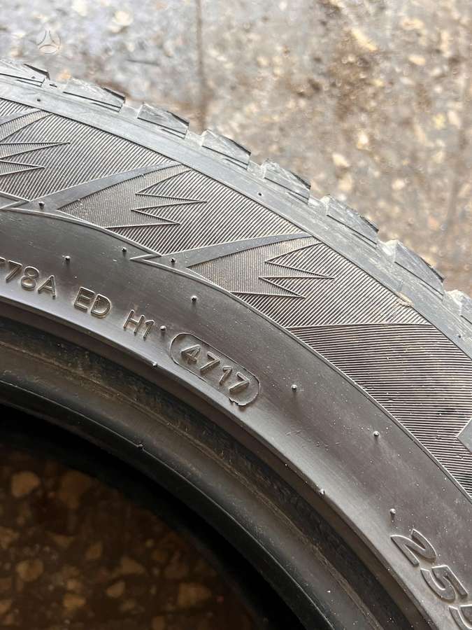 Hankook, всесезонные 255/55 R18