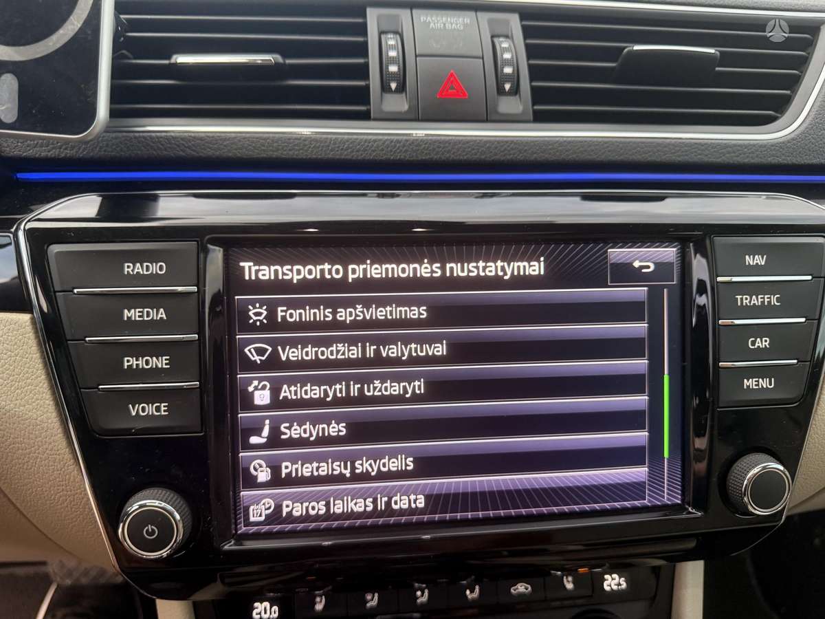 Skoda Superb, 2.0 l., Седан