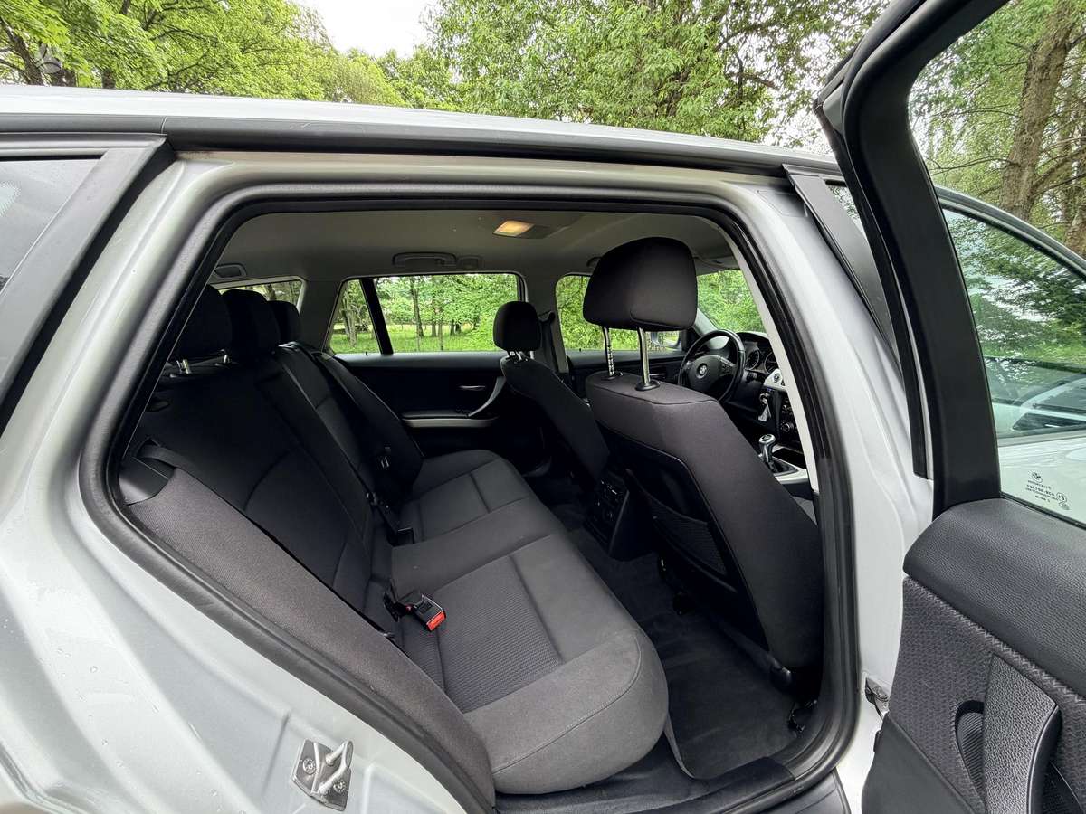 BMW 318, 2.0 l., Универсал
