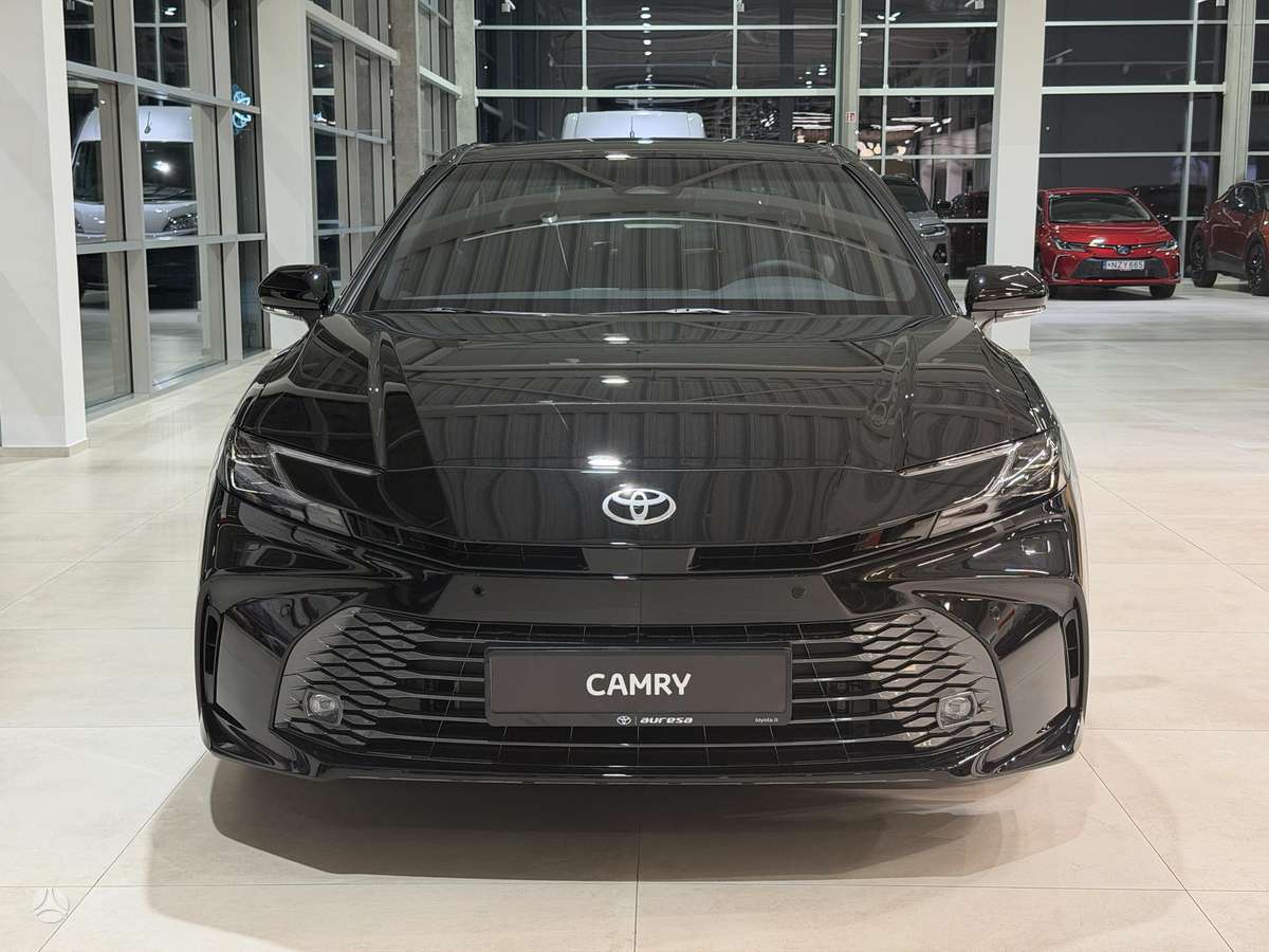 Toyota Camry - 2