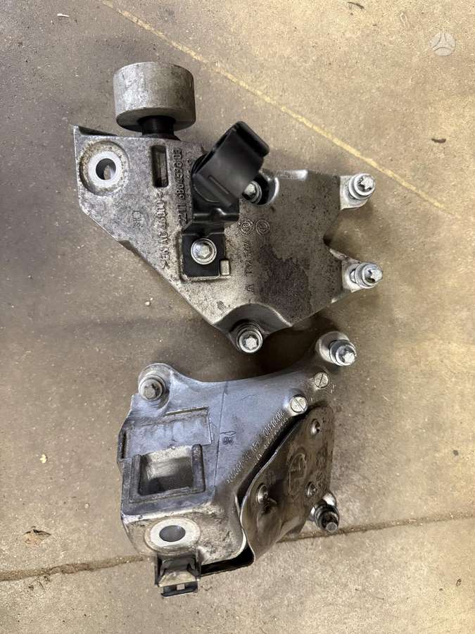 BMW 520, B47D20b, variklio detalės