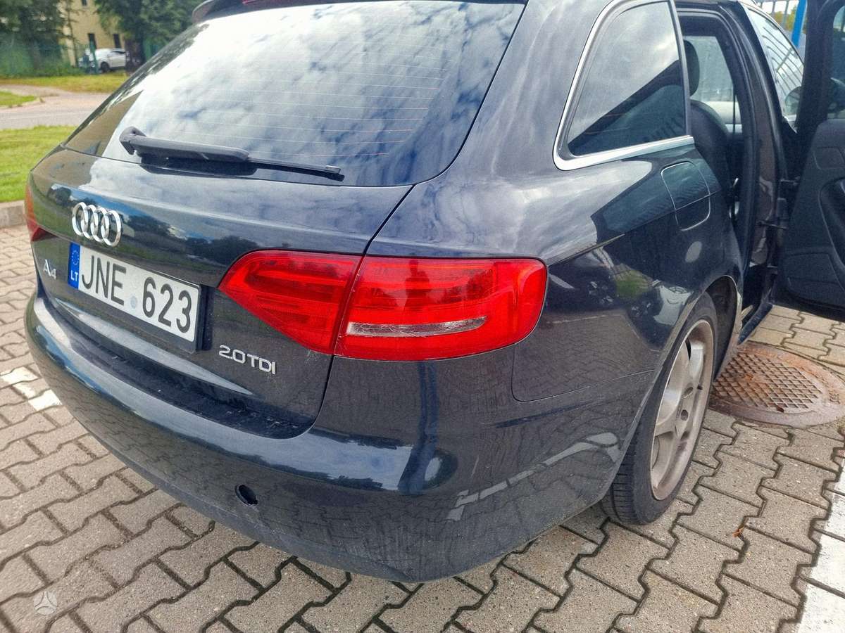 Audi A4, 2.0 l., Универсал