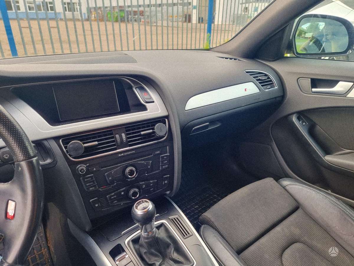 Audi A4, 2.0 l., Универсал