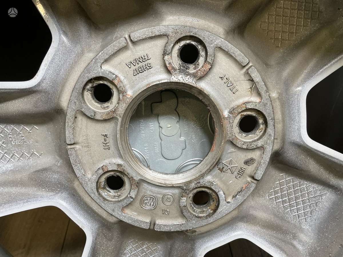 Jeep, lengvojo lydinio, R17