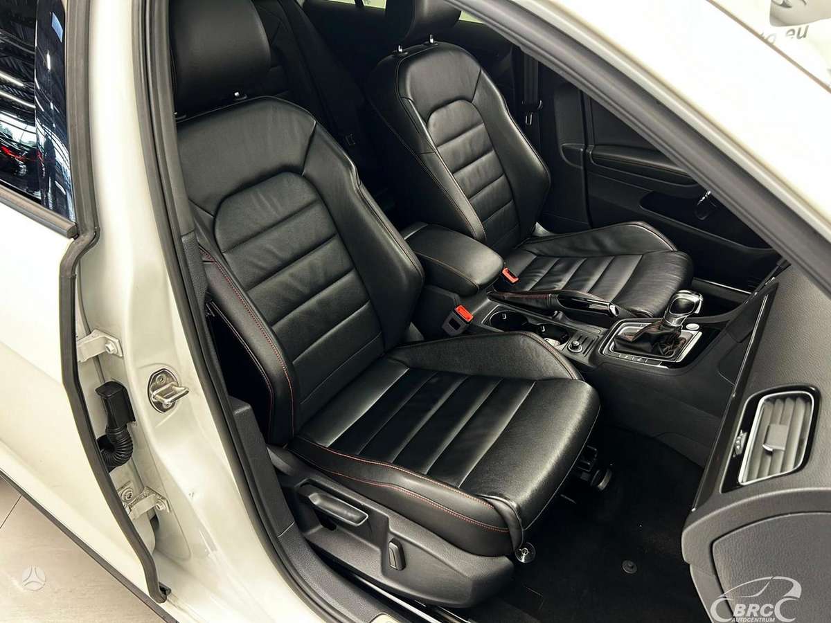 Volkswagen Golf, 2.0 l., hatchback