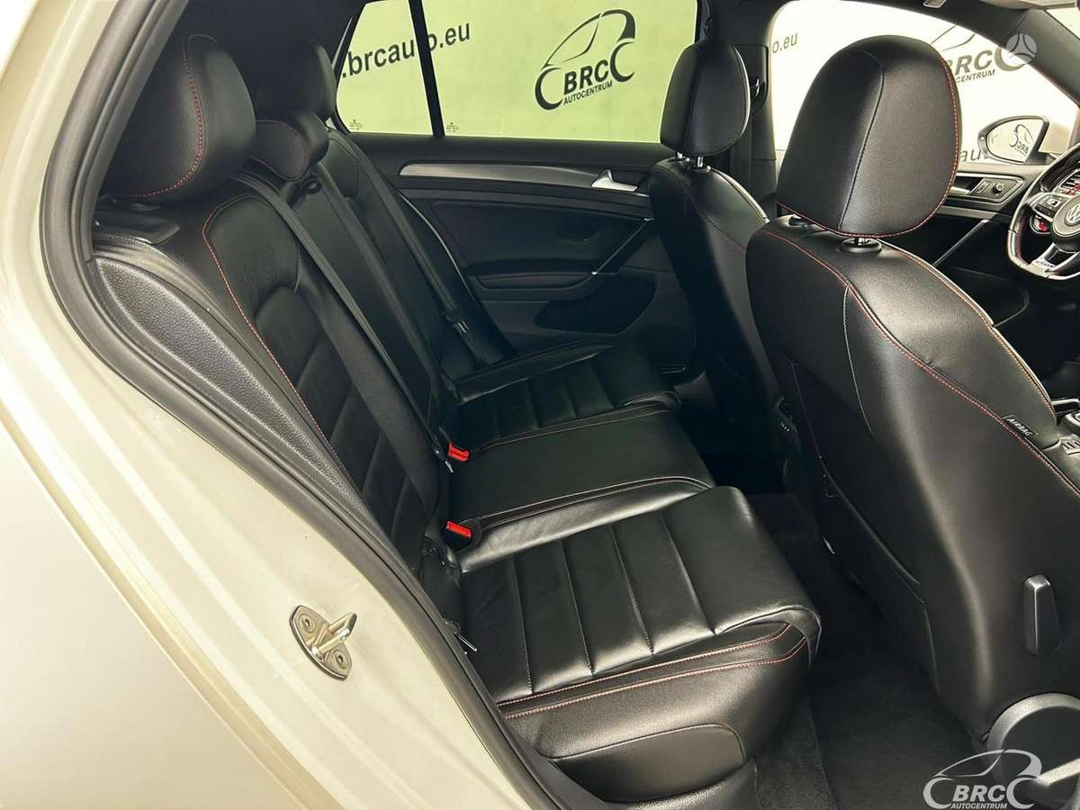 Volkswagen Golf, 2.0 l., hatchback