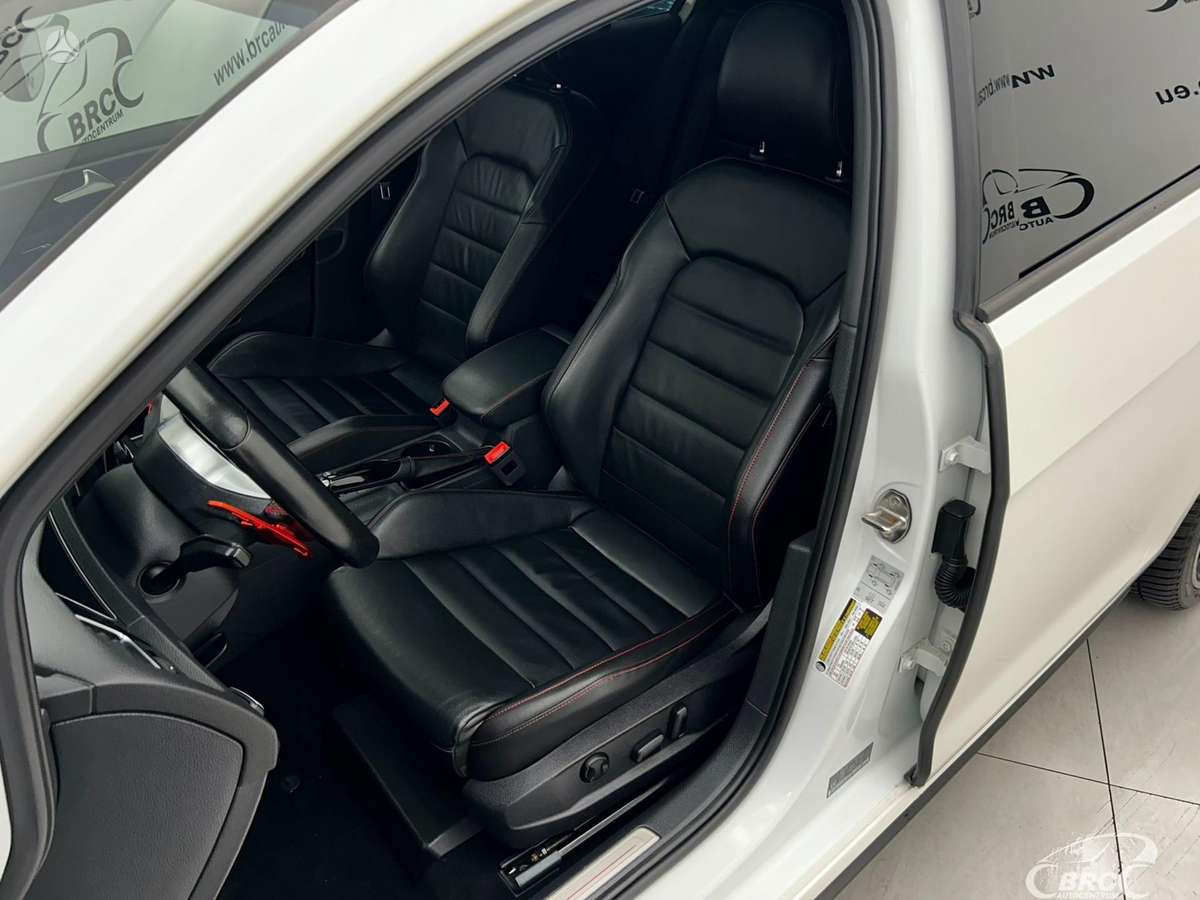Volkswagen Golf, 2.0 l., hatchback