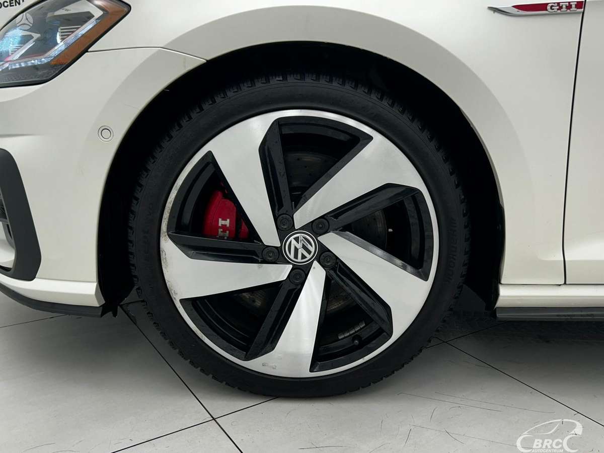 Volkswagen Golf, 2.0 l., hatchback