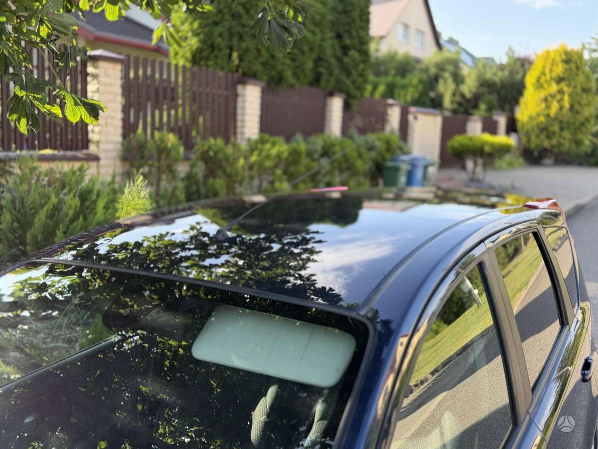 Nissan Note, 1.6 l., Хэтчбек