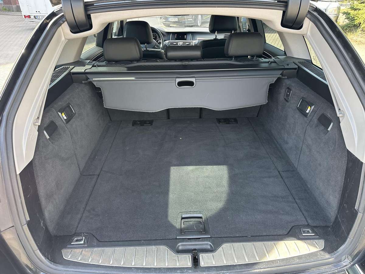 BMW 520, 2.0 l., wagon