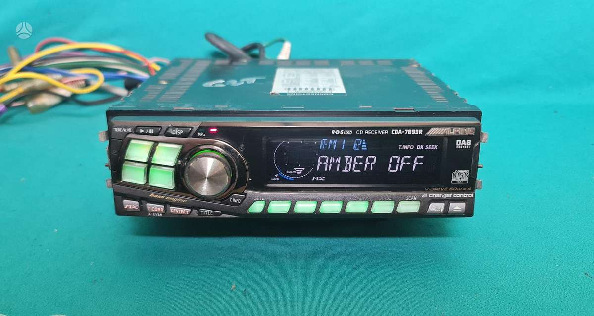 Alpine CDA-7893R, cd players