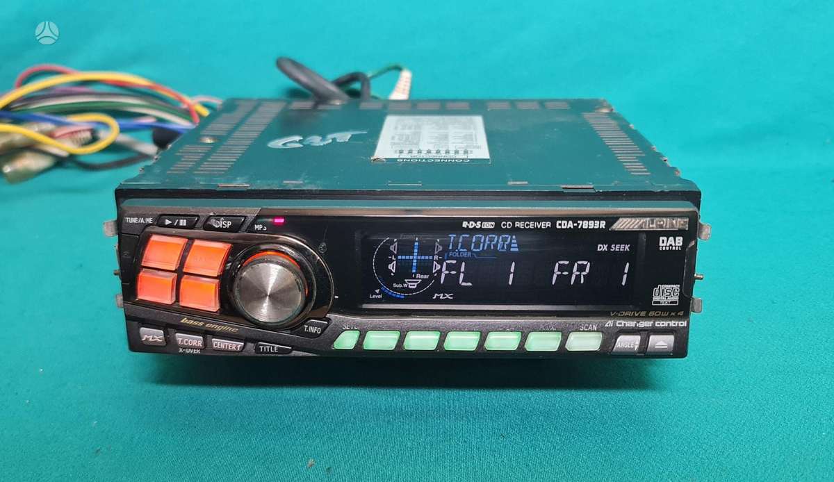 Alpine CDA-7893R, cd grotuvai